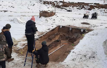 Археологические раскопки привели якутских студентов в XVIII век