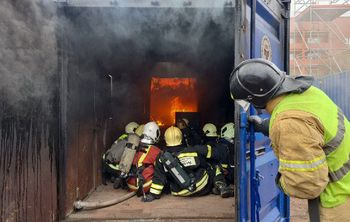 В огне не горит: в Петербурге создали экипировку из инновационных материалов для арктических спасателей