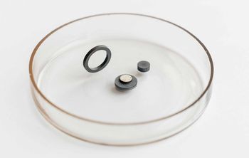 Ученые ТПУ нашли способ улучшить ферриты для СВЧ-устройств