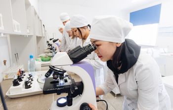 Бурятская ГСХА и ДВФУ запускают совместную образовательную программу по ветеринарной биотехнологии