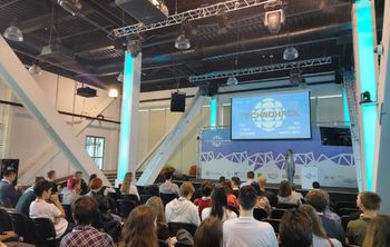 В ПИШ НГУ стартовал летний интенсив «Технохак»