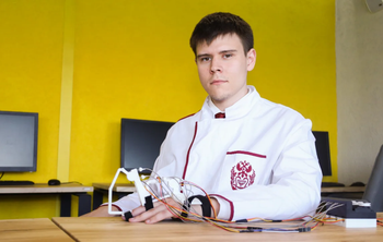 Студент разработал экзоскелет для восстановления подвижности пальцев рук после инсульта