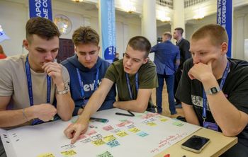 От электромобилей до морских дронов: студентам предложили решить шесть реальных проблем транспортной отрасли