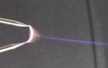 Калининградские ученые предложили новый способ получения «холодной» плазмы для безболезненных операций на коже