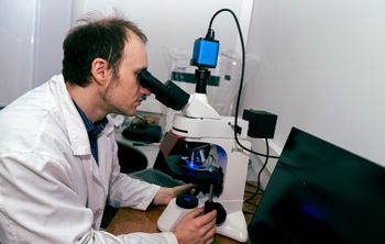 Ростовские ученые изучили воздействие газотрансмиттеров на клетки при различных заболеваниях