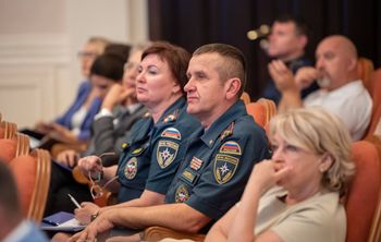 Валерий Фальков провел совещание по вопросам оказания мер поддержки студенческим семьям, участникам СВО и их детям в системе высшего образования 