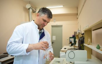 Учёные КФУ им. В. И. Вернадского разрабатывают безопасный препарат от сорняков