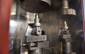 Ученые разработали легкий бетон для строительства  высотных зданий и нефтедобывающих платформ