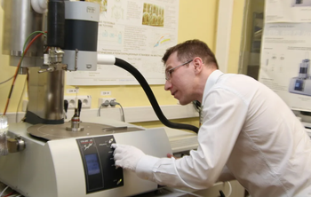 Ученые из УрФУ научились программировать свойства сплавов