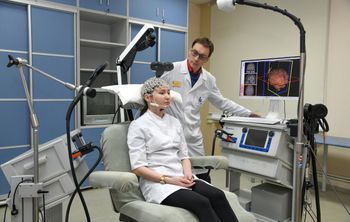 Российские ученые разрабатывают немедикаментозный метод лечения болезни Паркинсона 