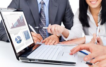 Российских студентов научили строить бизнес на научных открытиях