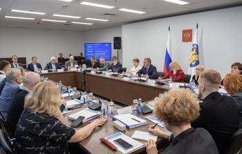 Валерий Фальков провел экспертную сессию, посвященную обсуждению нормативных подходов к новой модели высшего образования