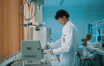 СибГМУ будет готовить специалистов по контролю качества лекарств