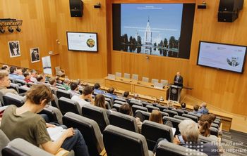 В ПИШ СПбПУ проходит цикл научно-образовательных семинаров